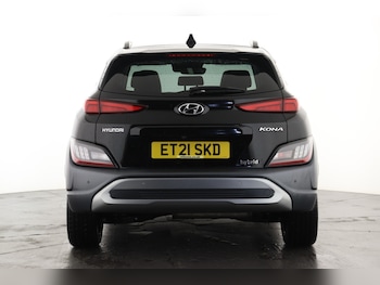 Used Hyundai KONA 2021 for sale - 76168652: Photo 2