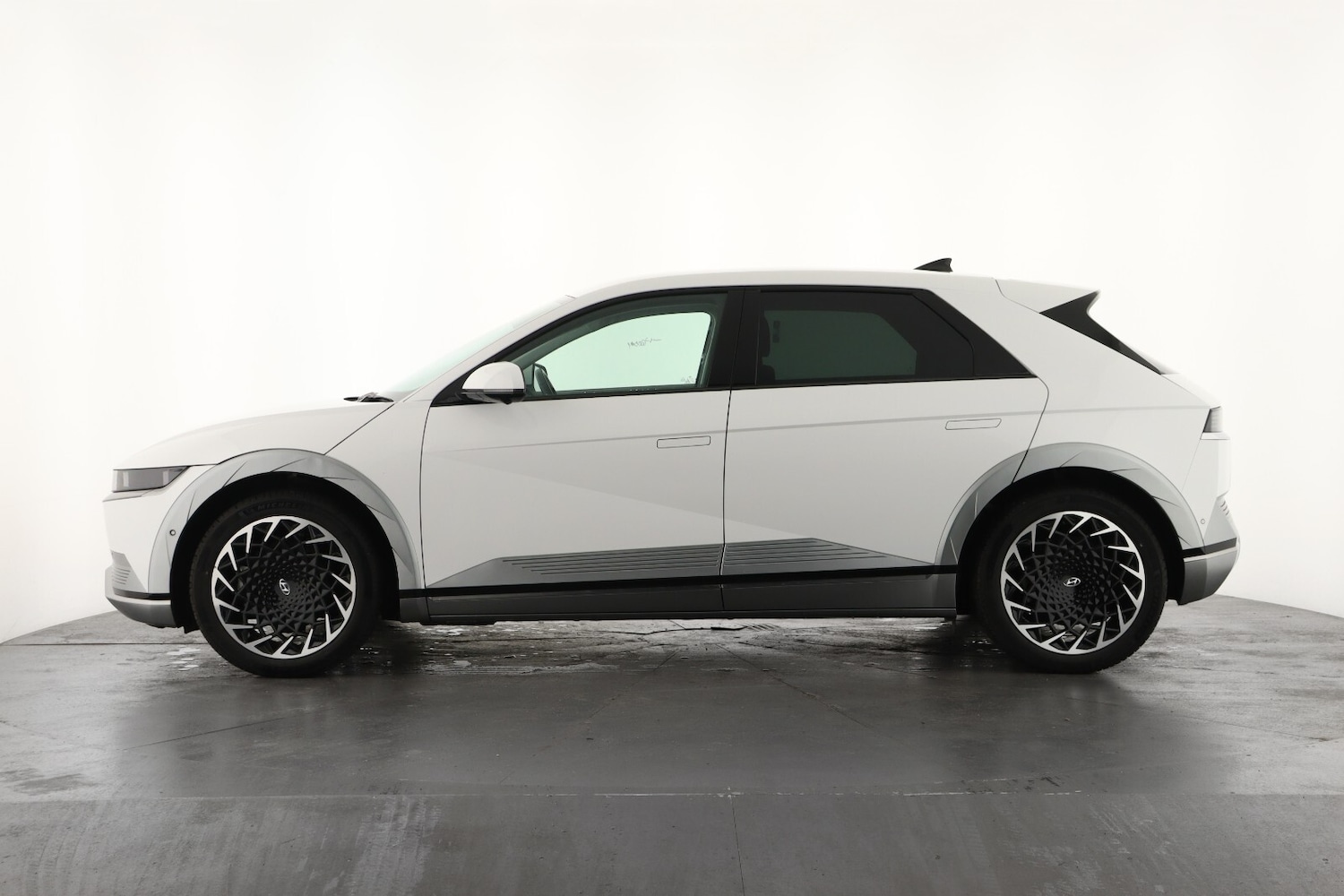 Used Hyundai IONIQ 5 2022 for sale - 77630764: Photo 8