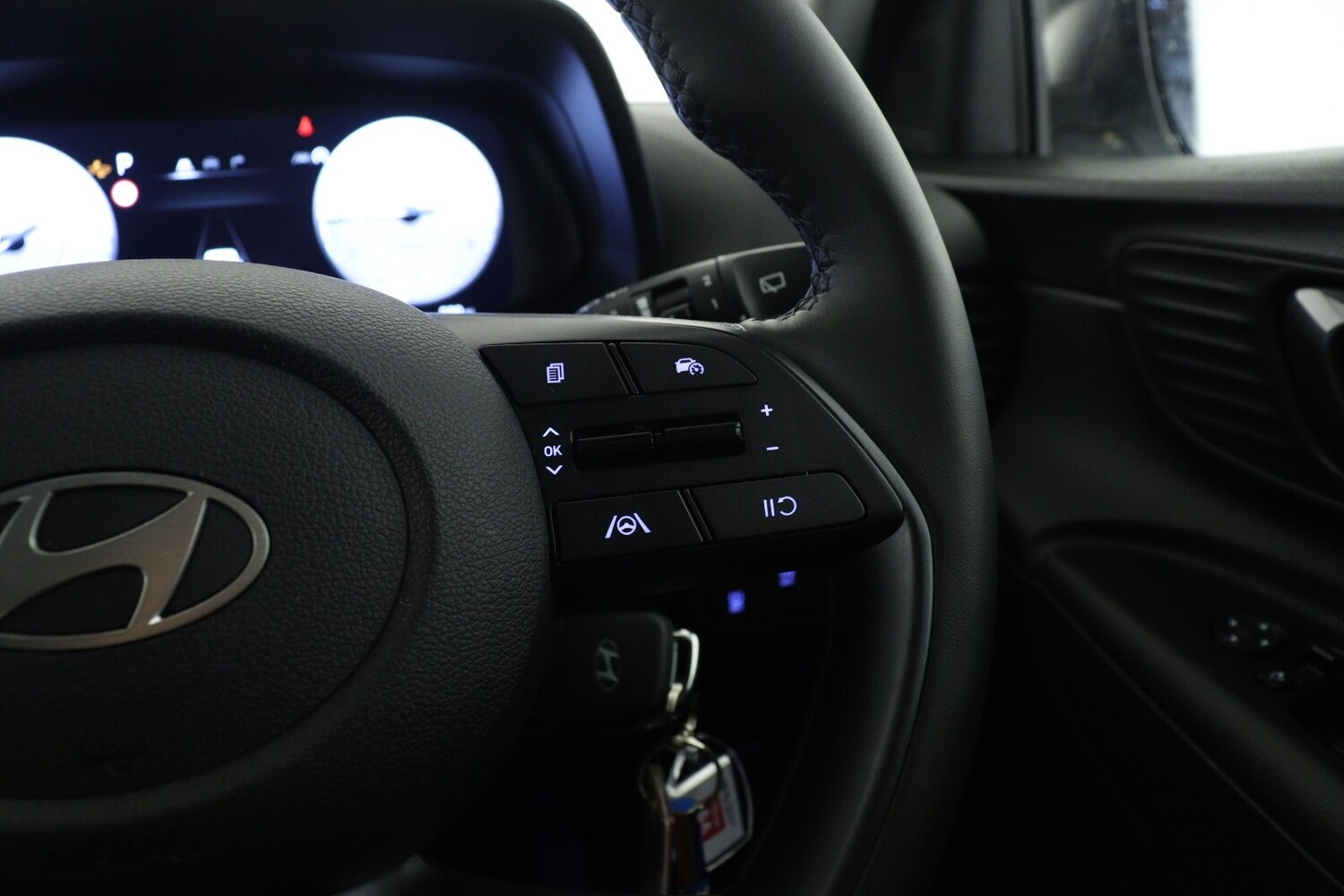 Used Hyundai i20 2023 for sale - 76869734: Photo 20