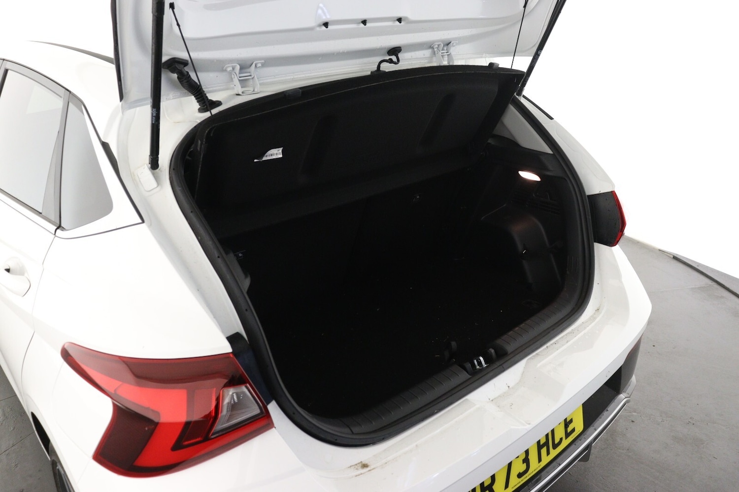 Used Hyundai i20 2023 for sale - 76869734: Photo 9