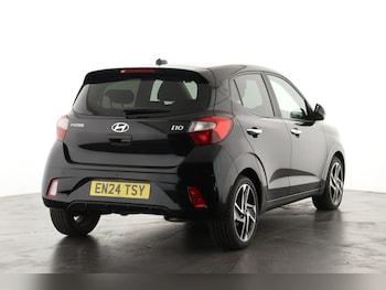 Used Hyundai i10 2024 for sale - 75485114: Photo