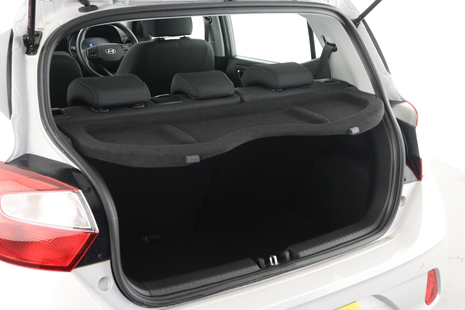 Used Hyundai i10 2025 for sale - 76874751: Photo 9