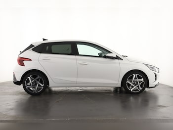 Used Hyundai i20 2025 for sale - 77105852: Photo