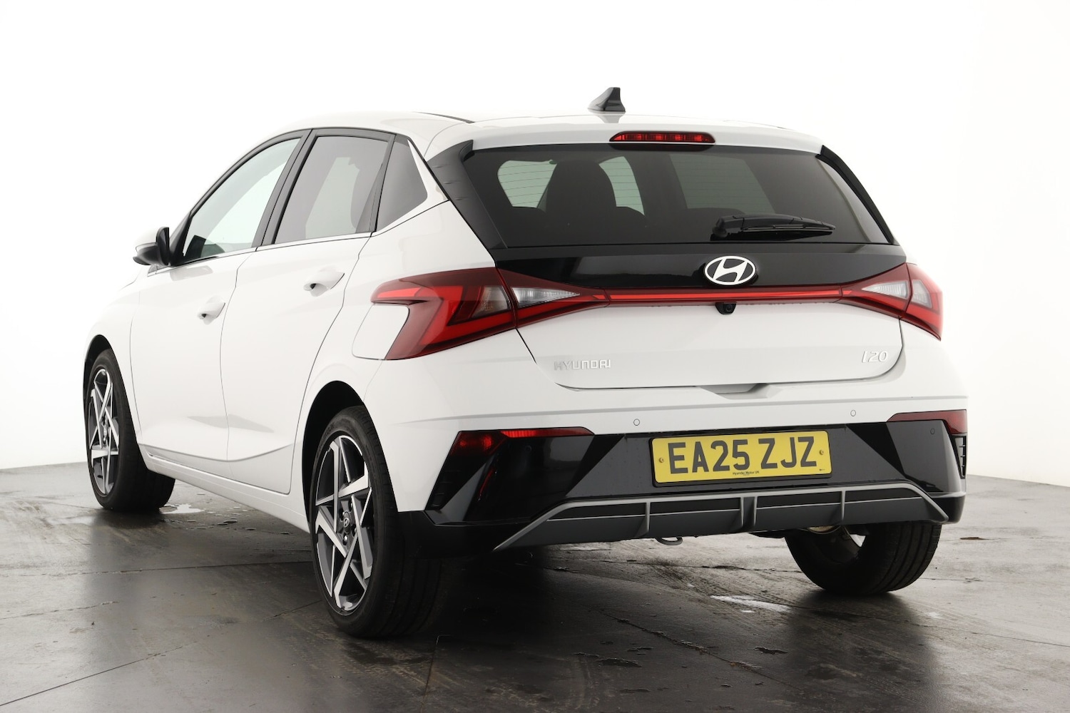 Used Hyundai i20 2025 for sale - 77105852: Photo 8