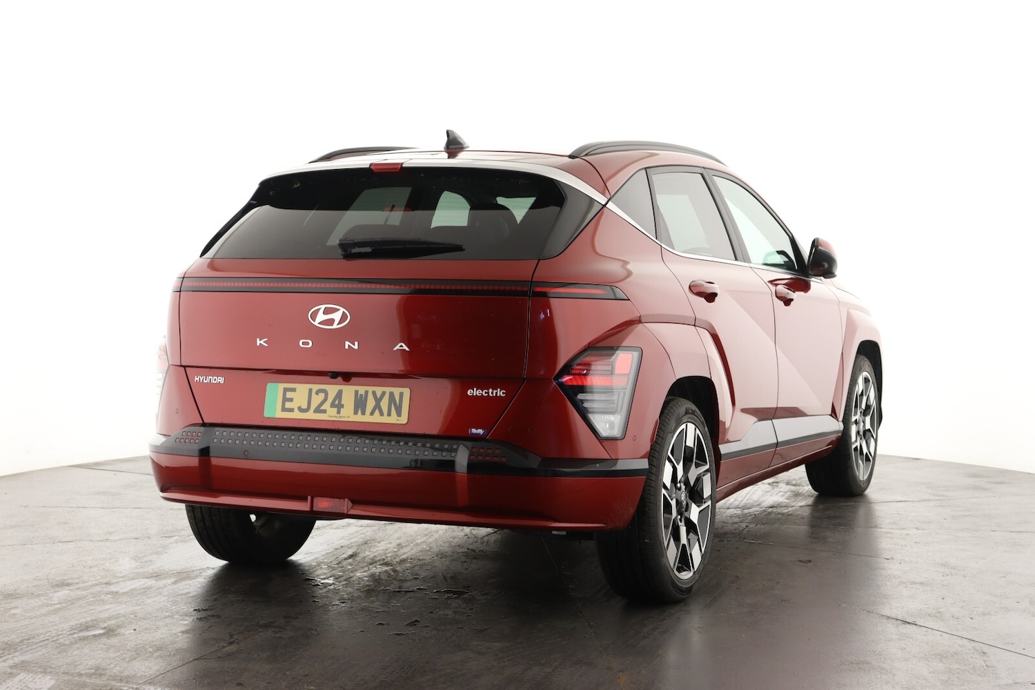 Used Hyundai KONA 2024 for sale - 76870673: Photo 3