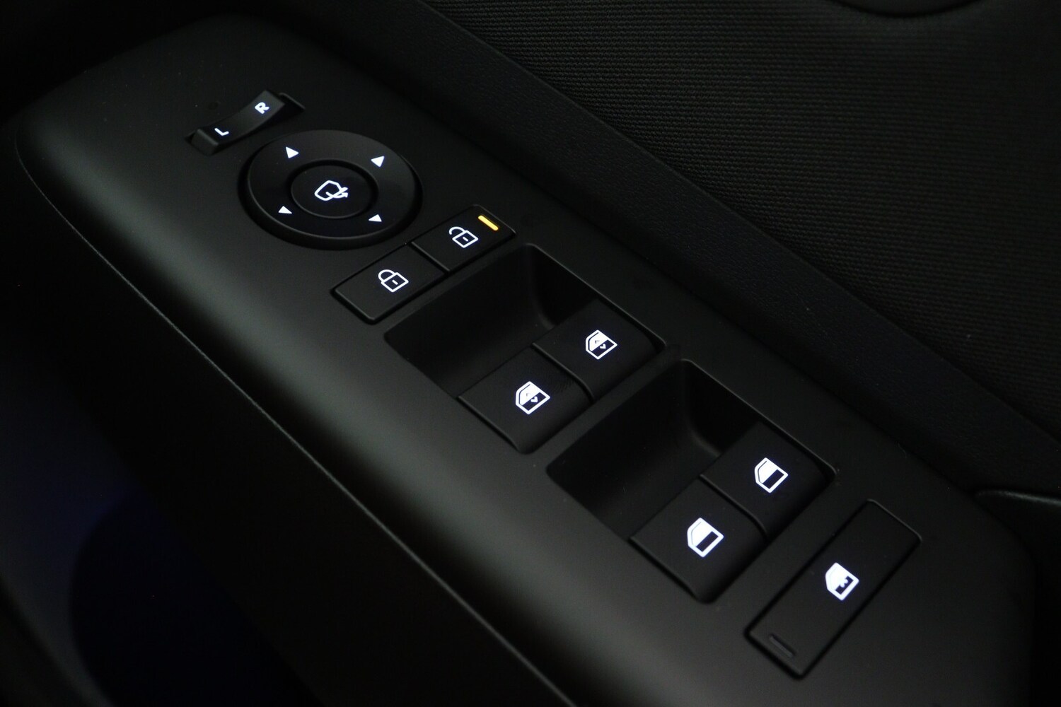 Used Hyundai KONA 2026 for sale - 77111332: Photo 29