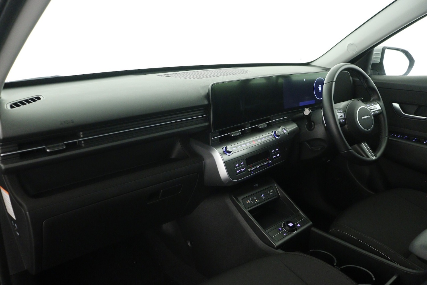 Used Hyundai KONA 2025 for sale - 76870830: Photo 11