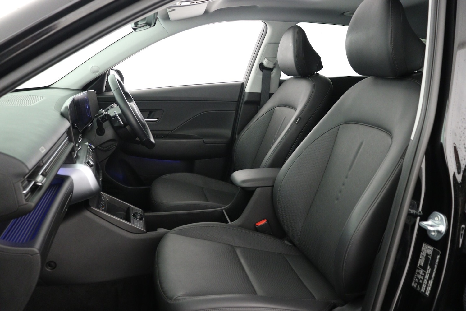 Used Hyundai KONA 2025 for sale - 76869846: Photo 11