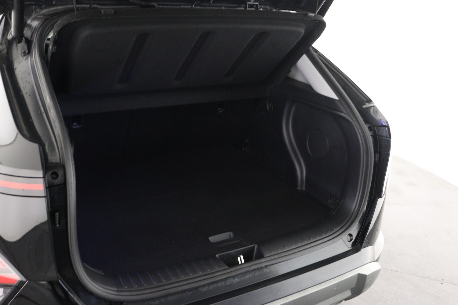 Used Hyundai KONA 2025 for sale - 76869846: Photo 9