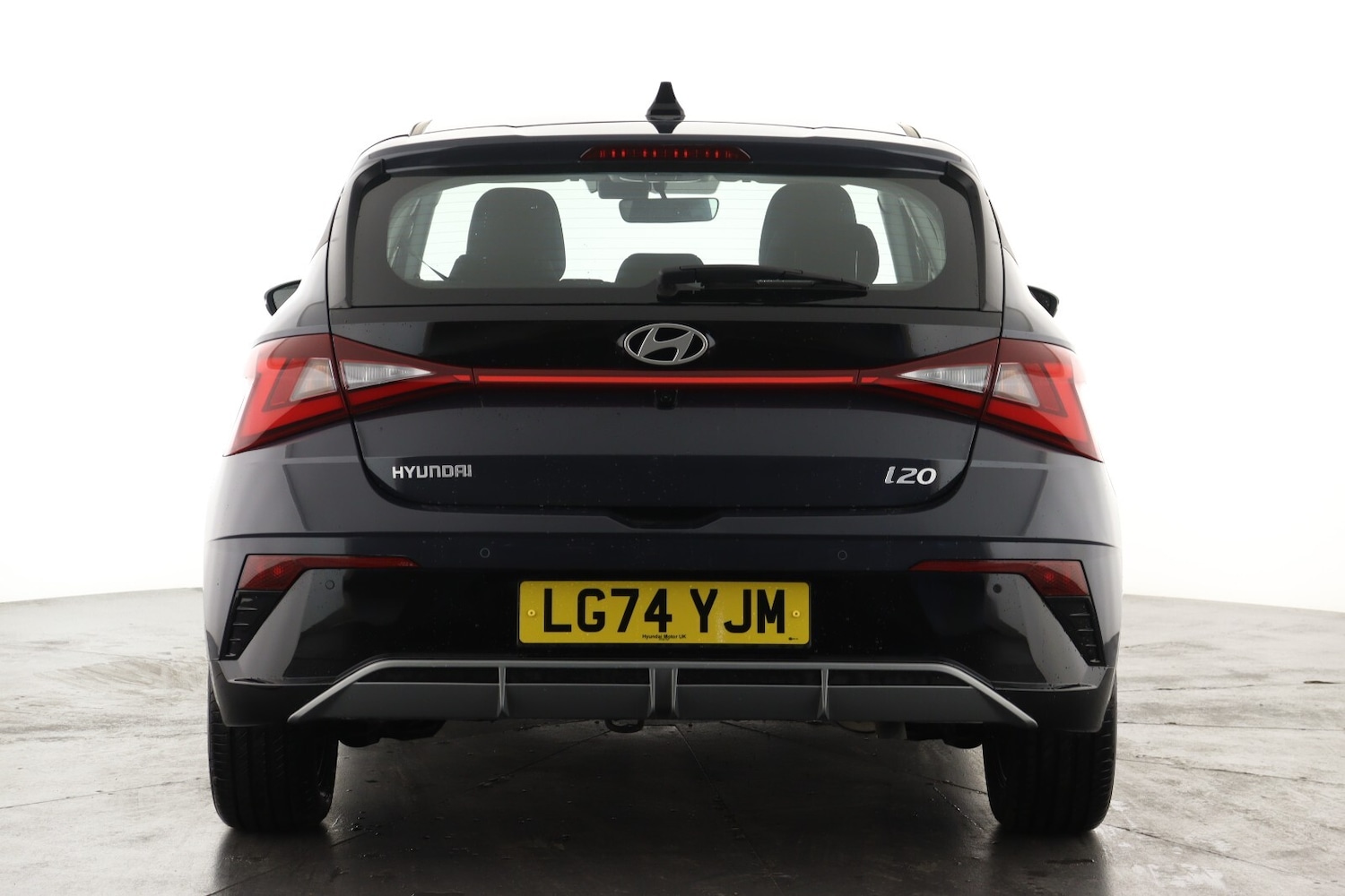 Used Hyundai i20 2024 for sale - 76869505: Photo 2