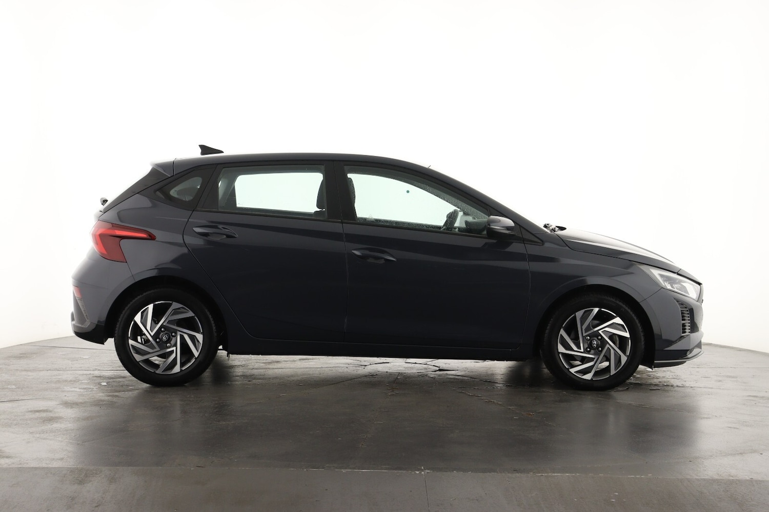 Used Hyundai i20 2024 for sale - 76869505: Photo 5