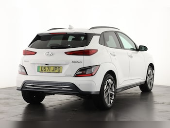 Used Hyundai KONA 2022 for sale - 76154668: Photo 3