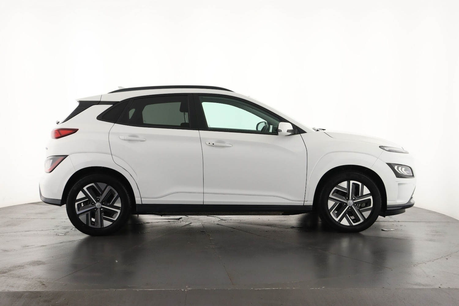 Used Hyundai KONA 2022 for sale - 76154668: Photo 5