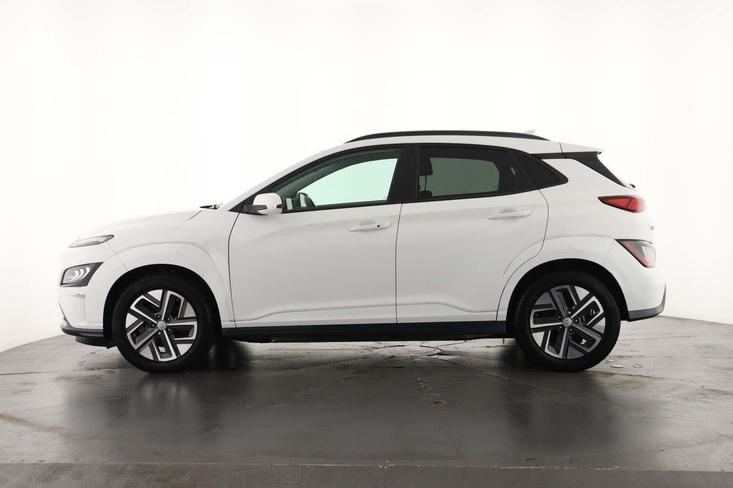 Used Hyundai KONA 2022 for sale - 76154668: Photo 8
