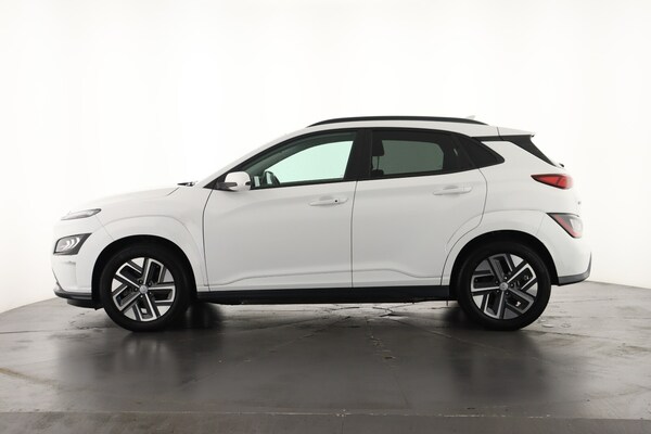 Used Hyundai KONA 2022 for sale - 76154668: Photo 8
