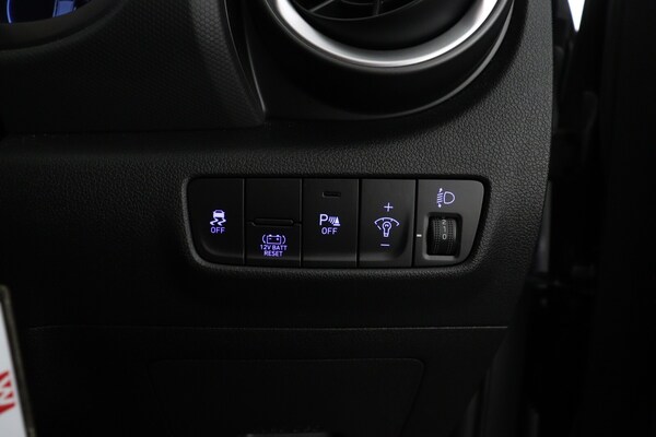 Used Hyundai KONA 2022 for sale - 75776168: Photo 22