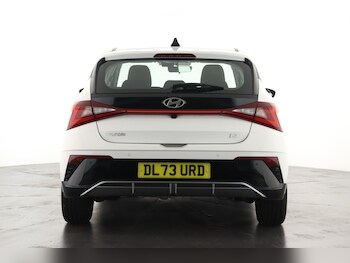 Used Hyundai i20 2023 for sale - 75874236: Photo