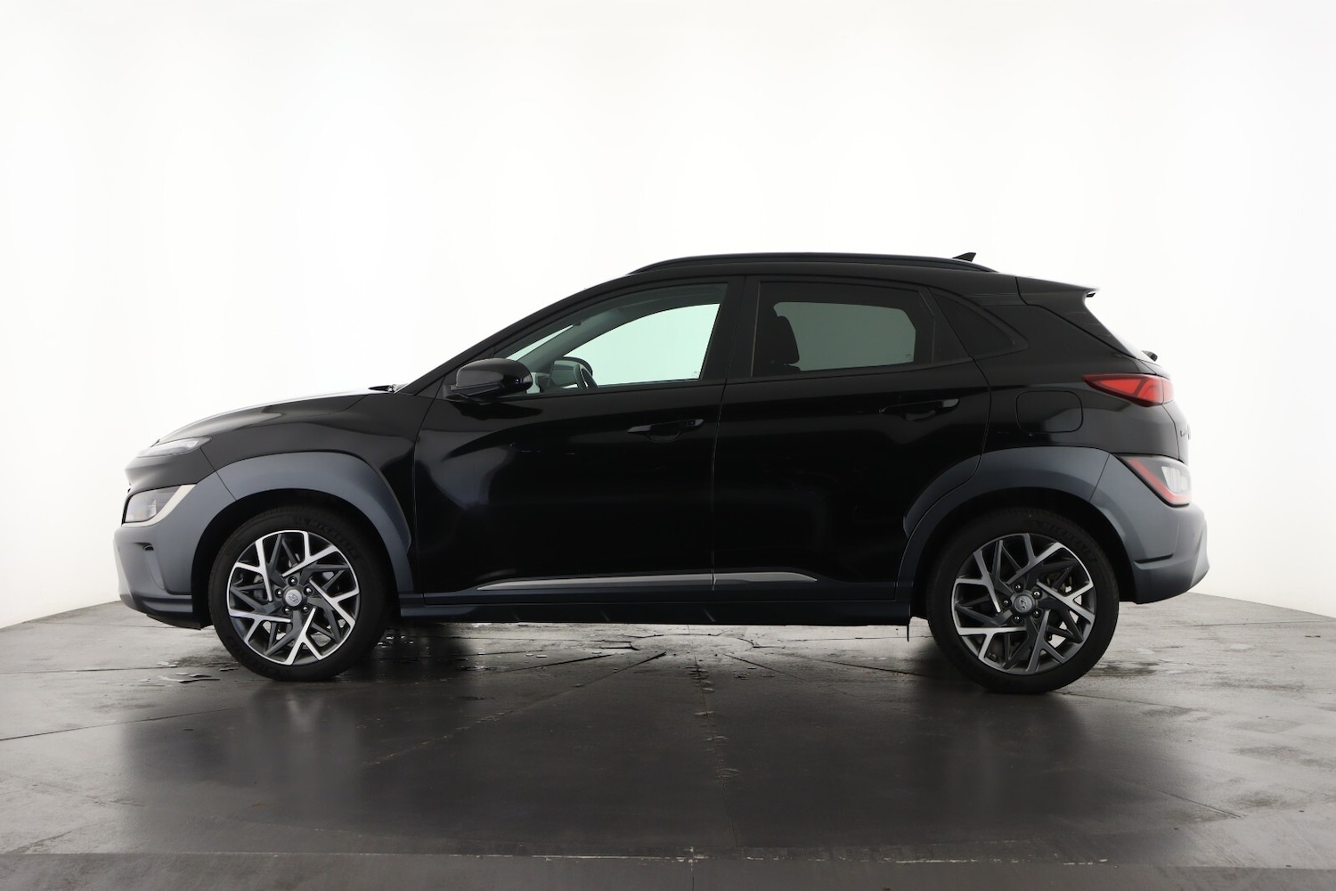 Used Hyundai KONA 2022 for sale - 76870859: Photo 8