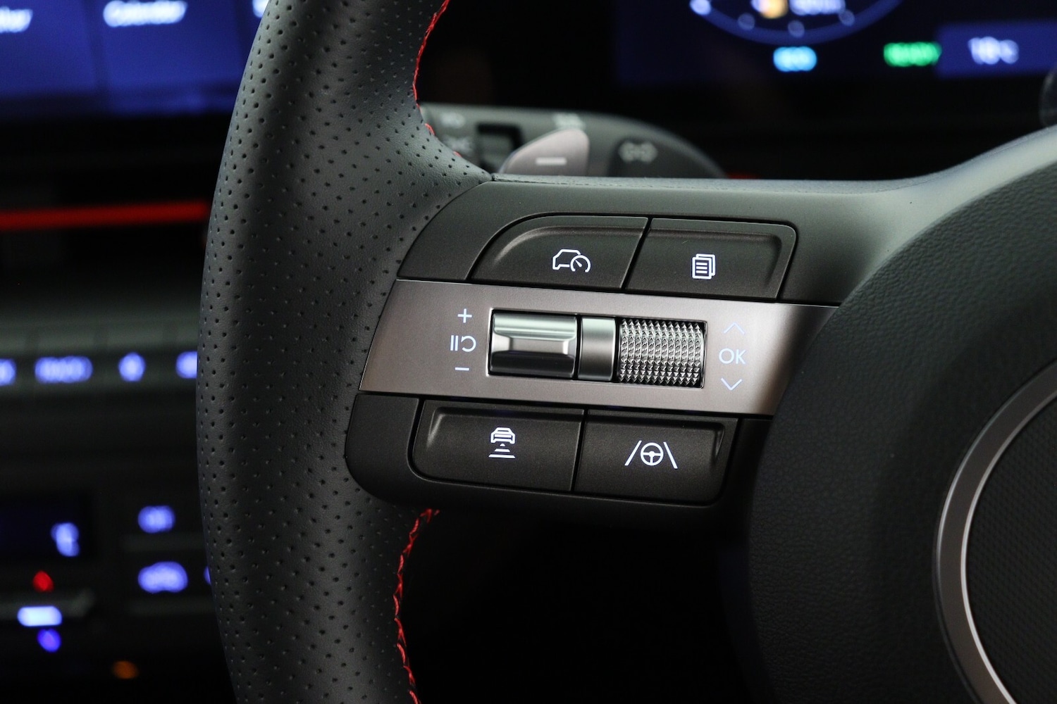 Used Hyundai KONA 2024 for sale - 76140085: Photo 27