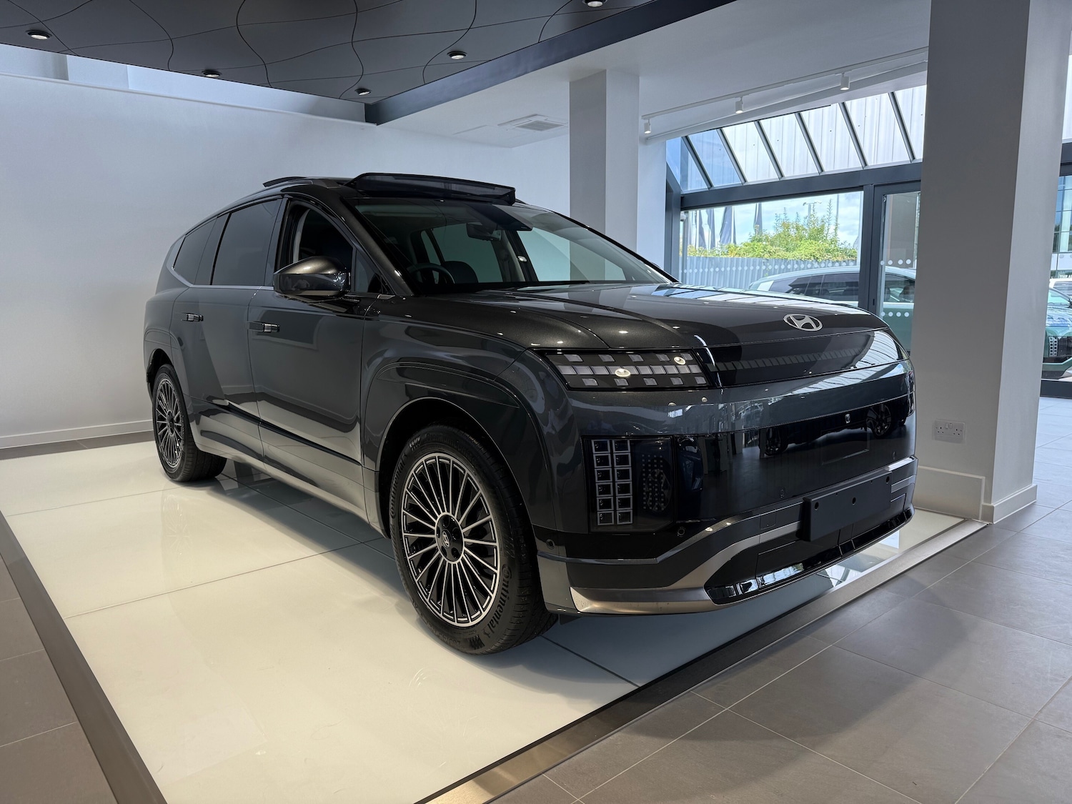 Used Hyundai IONIQ 9 for sale - 76623116: Photo 1