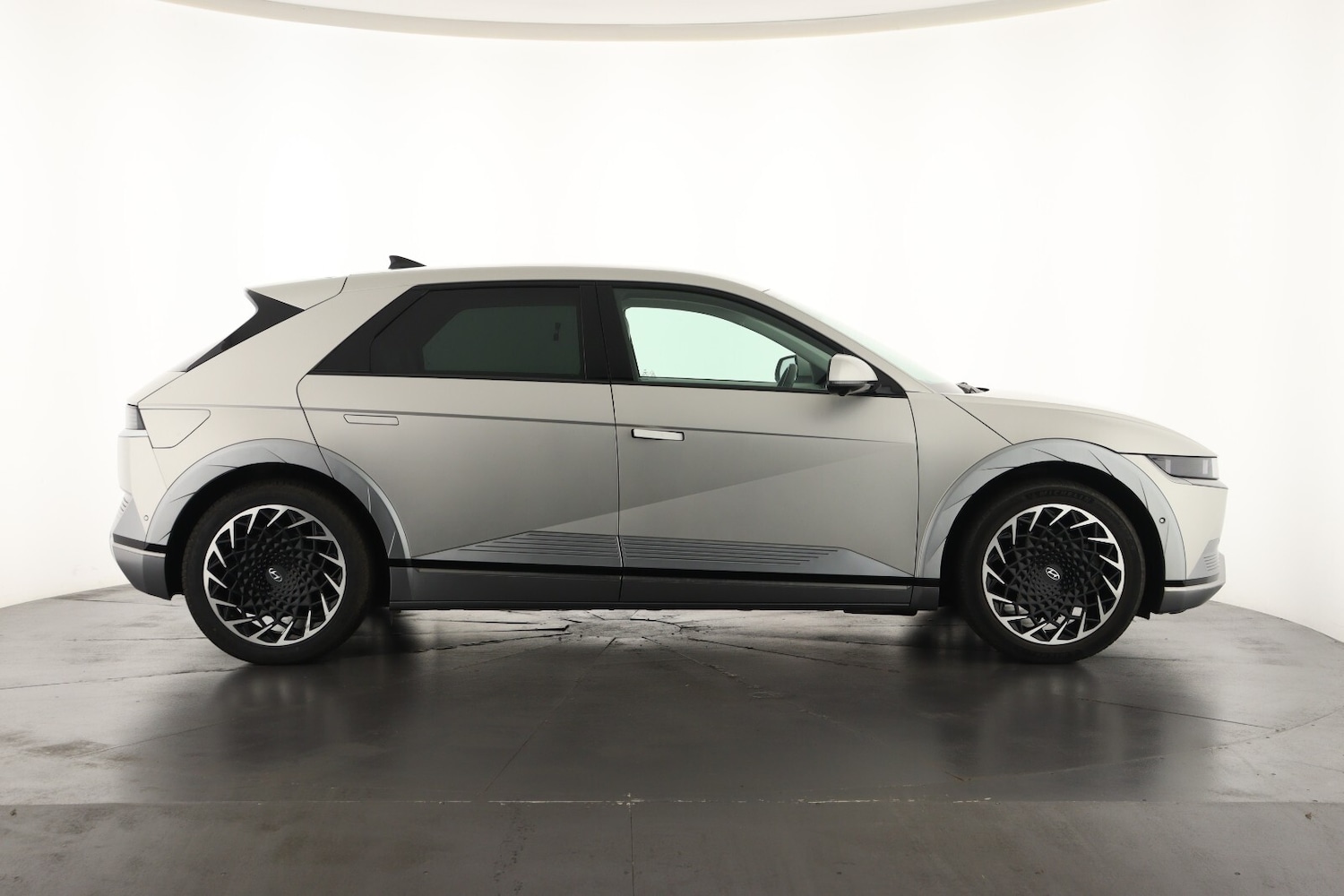 Used Hyundai IONIQ 5 2021 for sale - 76130461: Photo 5