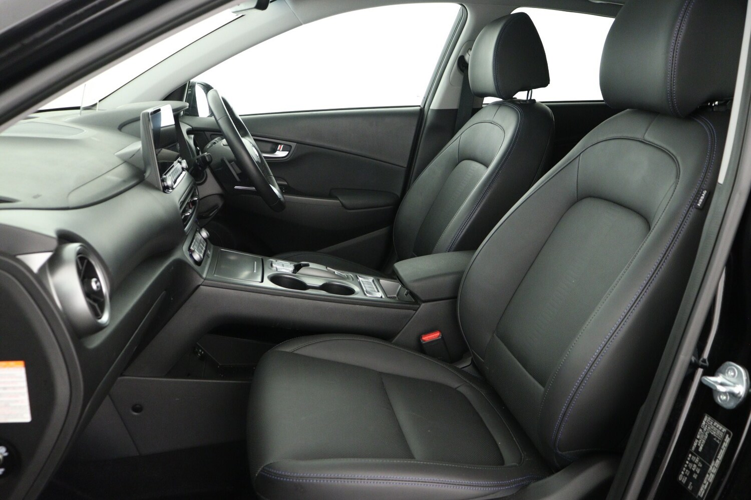 Used Hyundai KONA 2023 for sale - 76033778: Photo 11