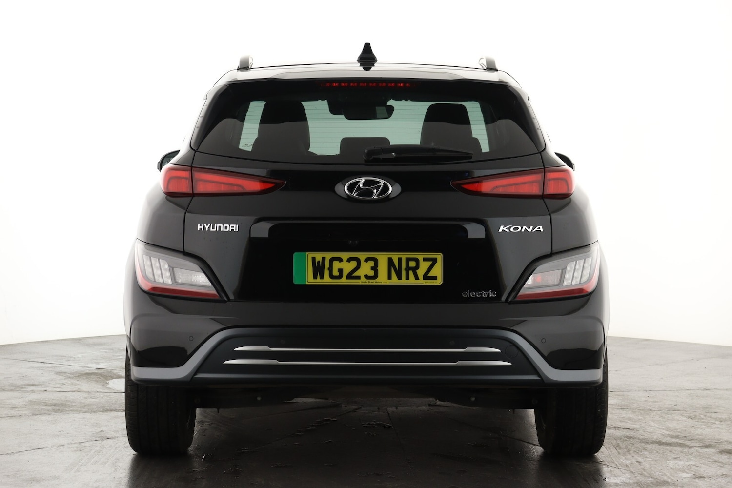 Used Hyundai KONA 2023 for sale - 76033778: Photo 2