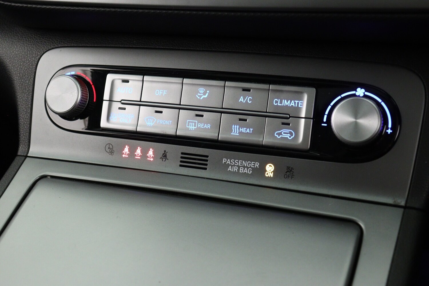 Used Hyundai KONA 2023 for sale - 76033778: Photo 24