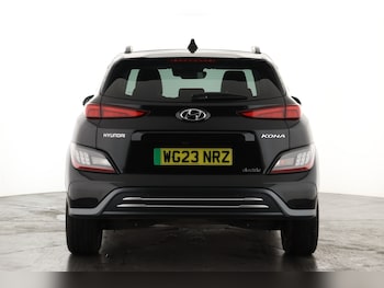 Used Hyundai KONA 2023 for sale - 76033778: Photo 2