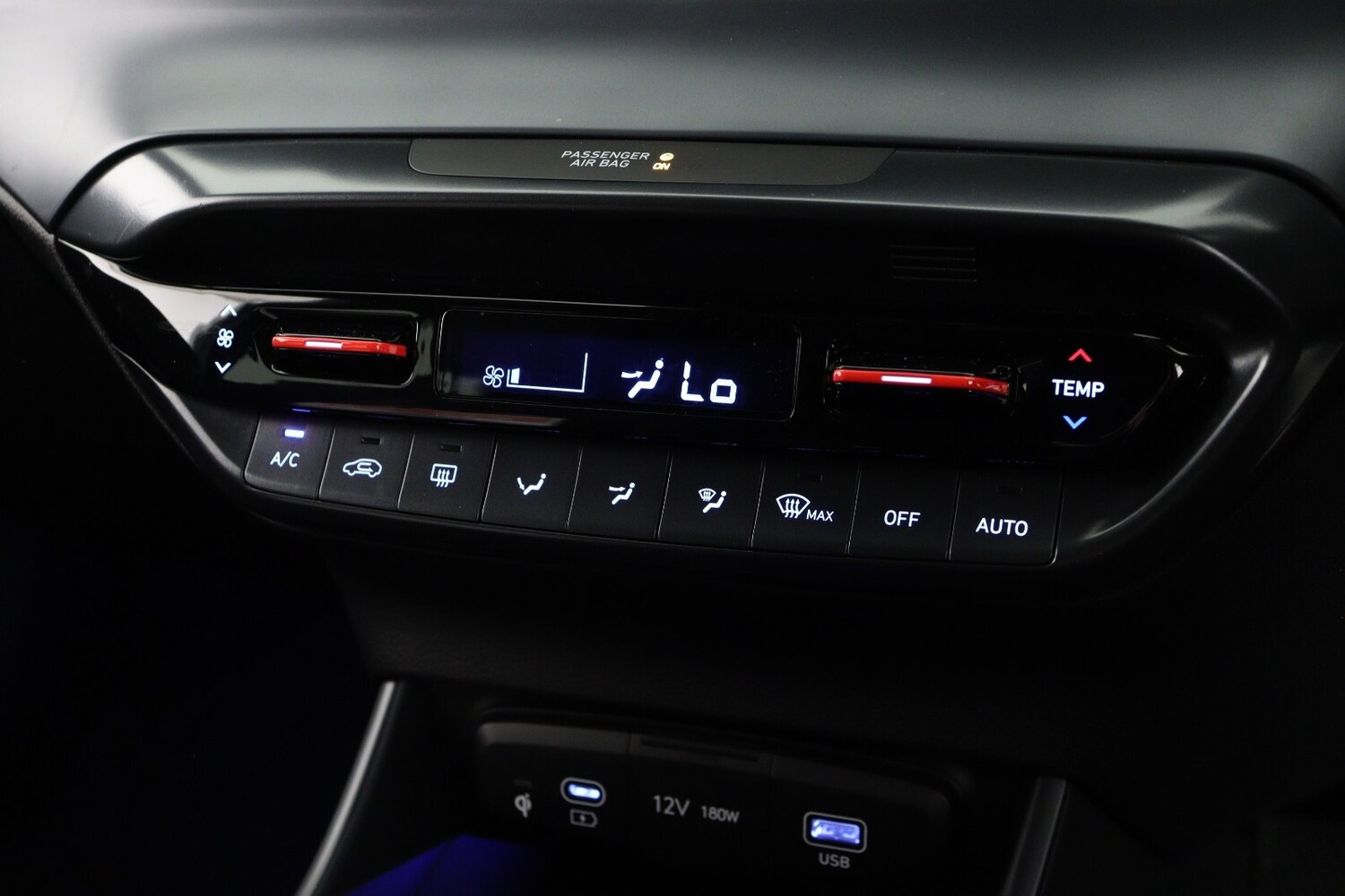 Used Hyundai i20 2024 for sale - 77281055: Photo 21