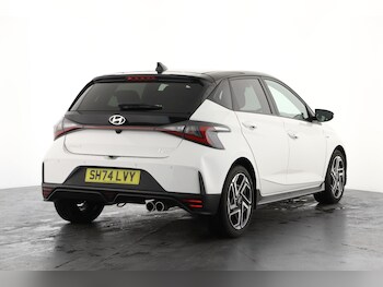 Used Hyundai i20 2024 for sale - 77281055: Photo