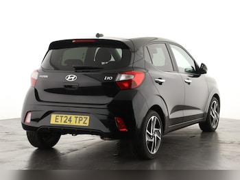 Used Hyundai i10 2024 for sale - 76328080: Photo