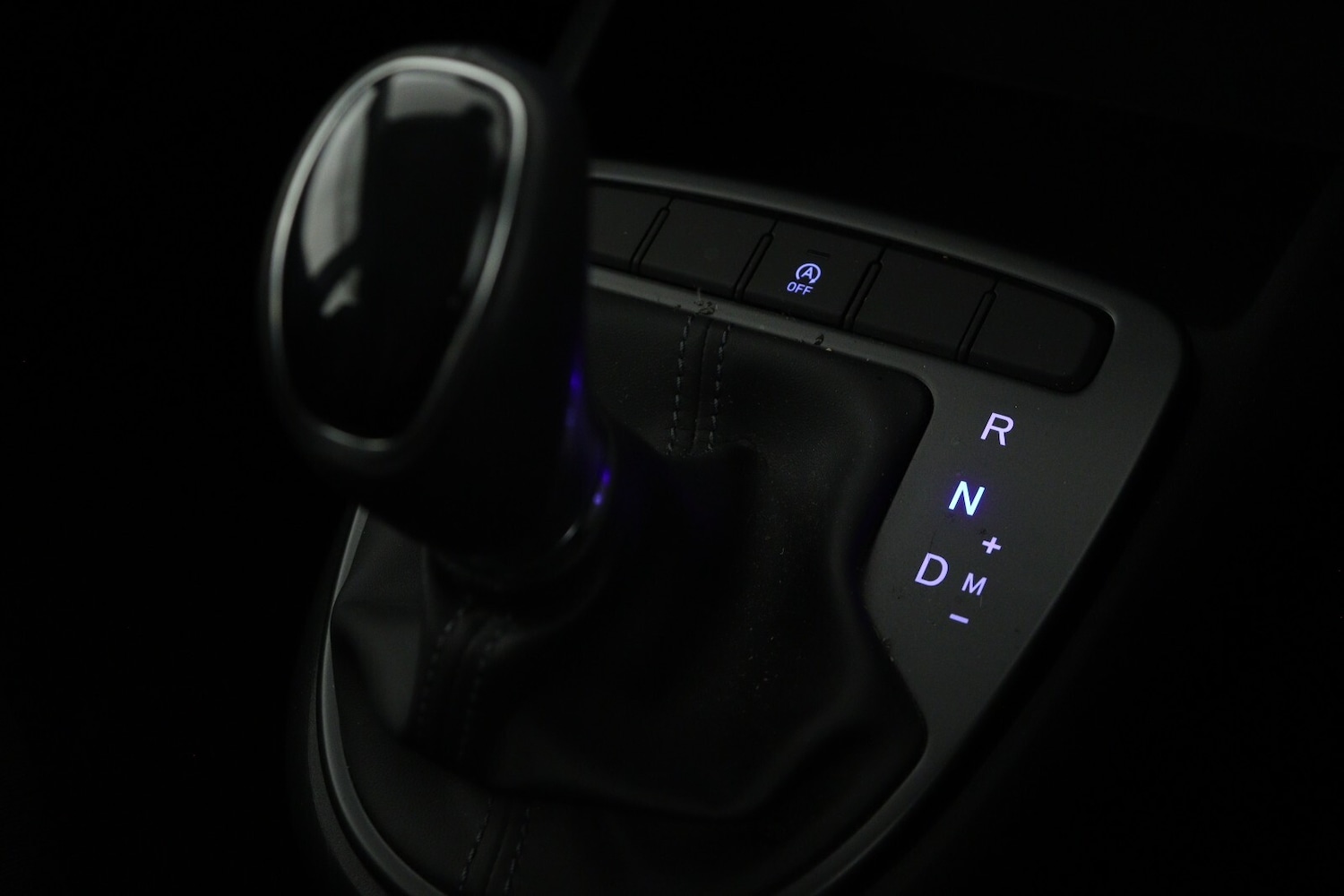 Used Hyundai i10 2024 for sale - 76487424: Photo 19