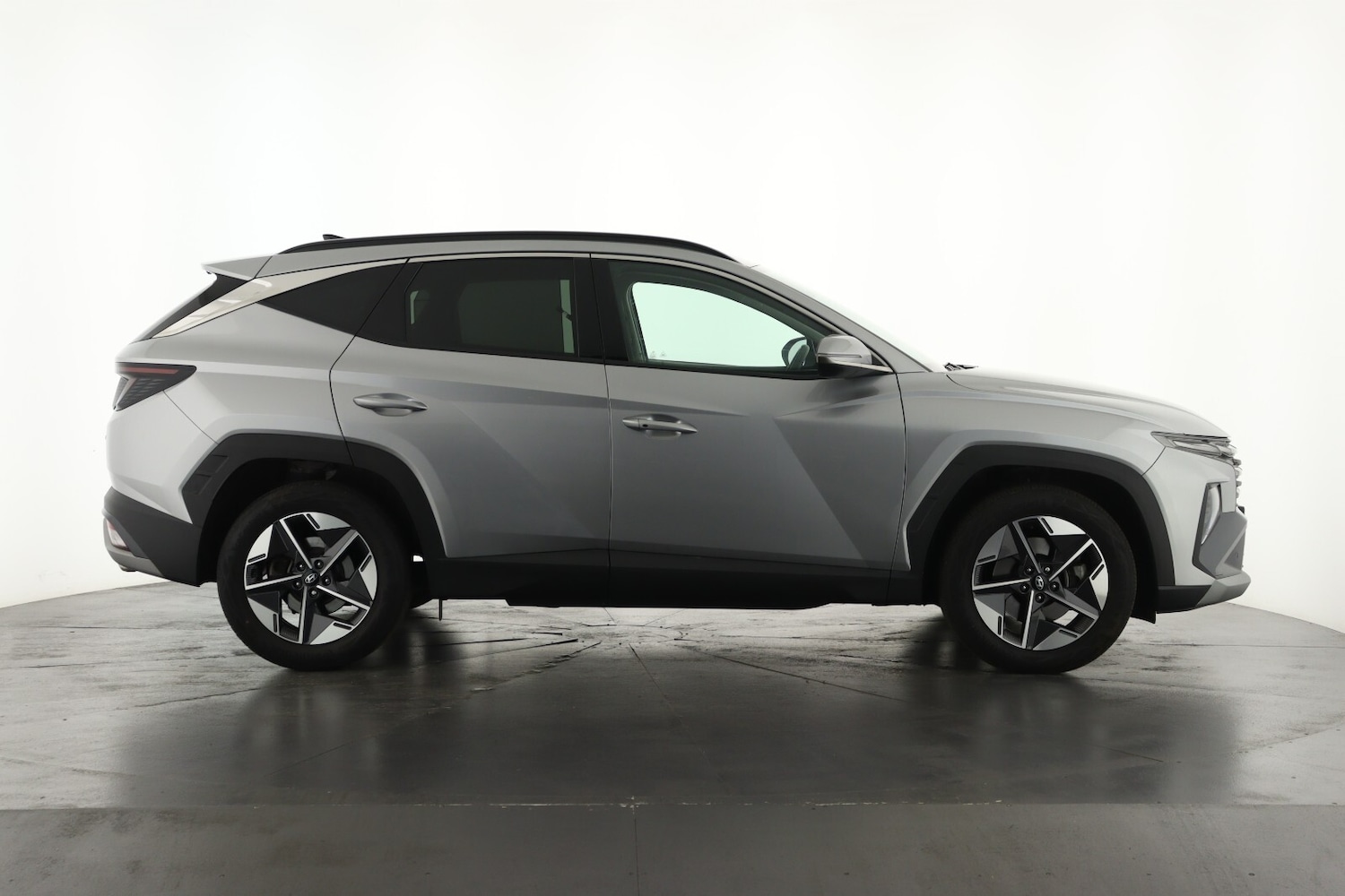 Used Hyundai TUCSON 2026 for sale - 77492705: Photo 4