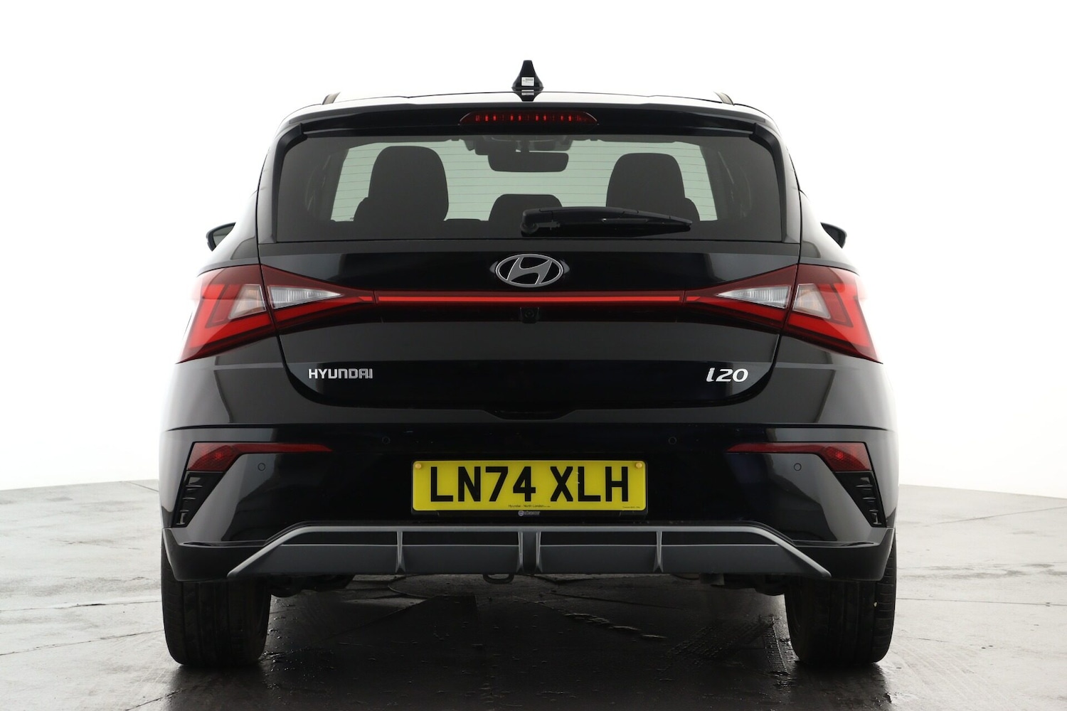 Used Hyundai i20 2024 for sale - 76871851: Photo 2