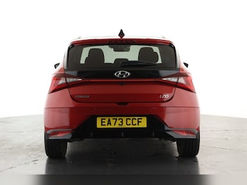 Used Hyundai i20 2023 for sale - 76055699: Photo 2