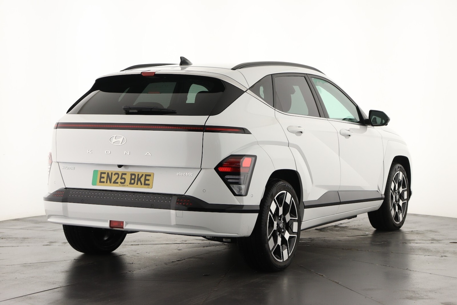 Used Hyundai KONA 2025 for sale - 76908013: Photo 3