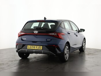 Used Hyundai i20 2024 for sale - 75796892: Photo