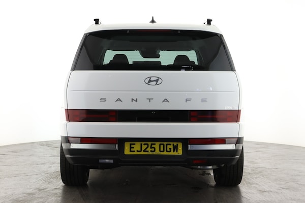 Used Hyundai Santa Fe 2025 for sale - 75843938: Photo 2