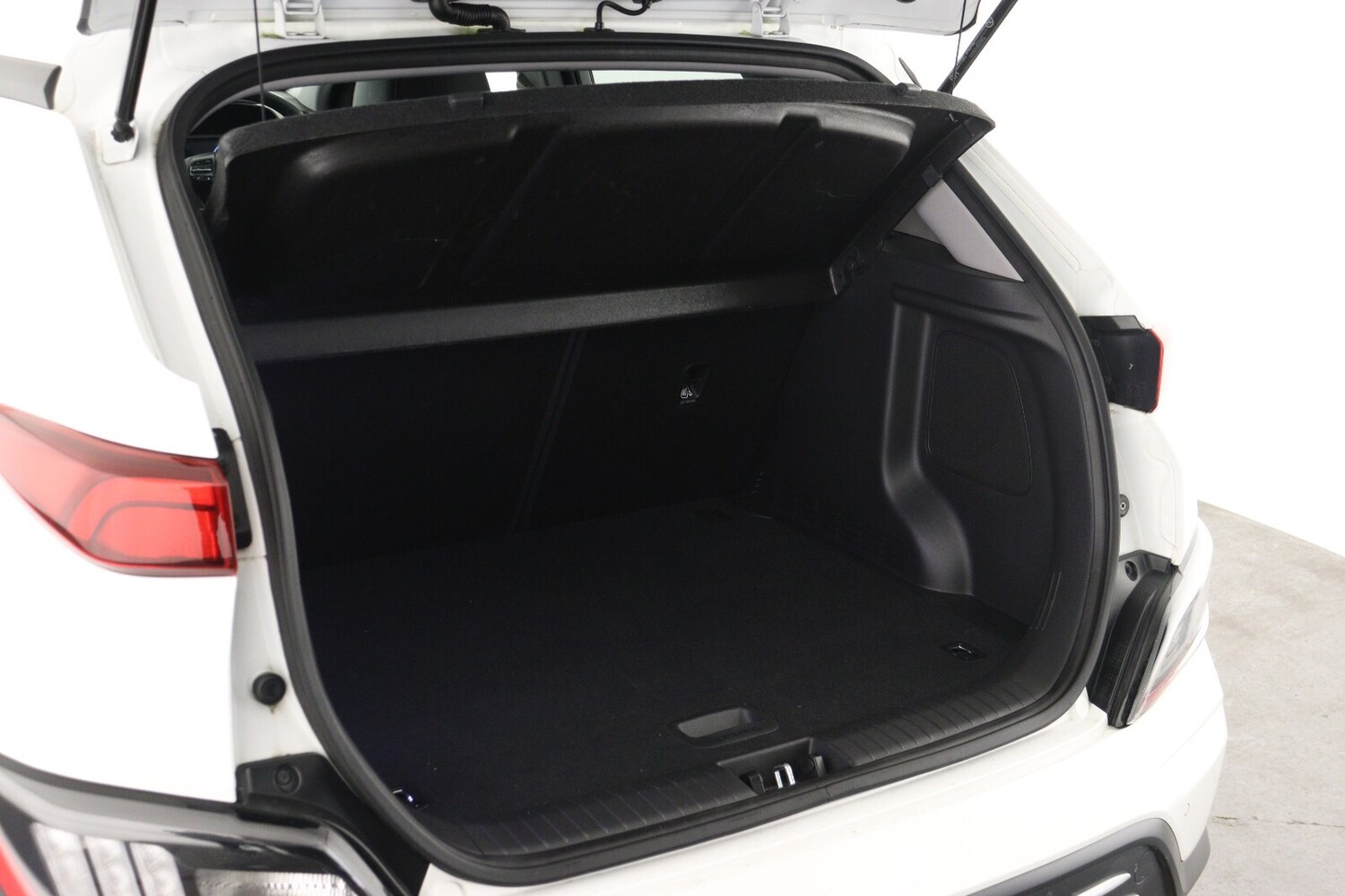 Used Hyundai KONA 2023 for sale - 77504248: Photo 10