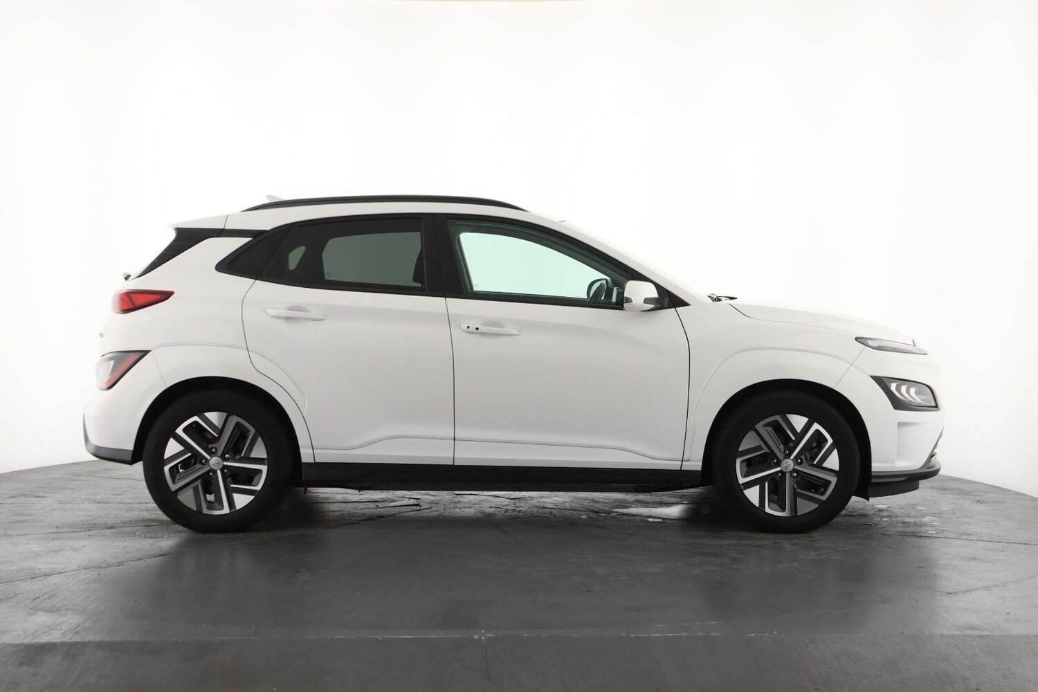 Used Hyundai KONA 2023 for sale - 77504248: Photo 5