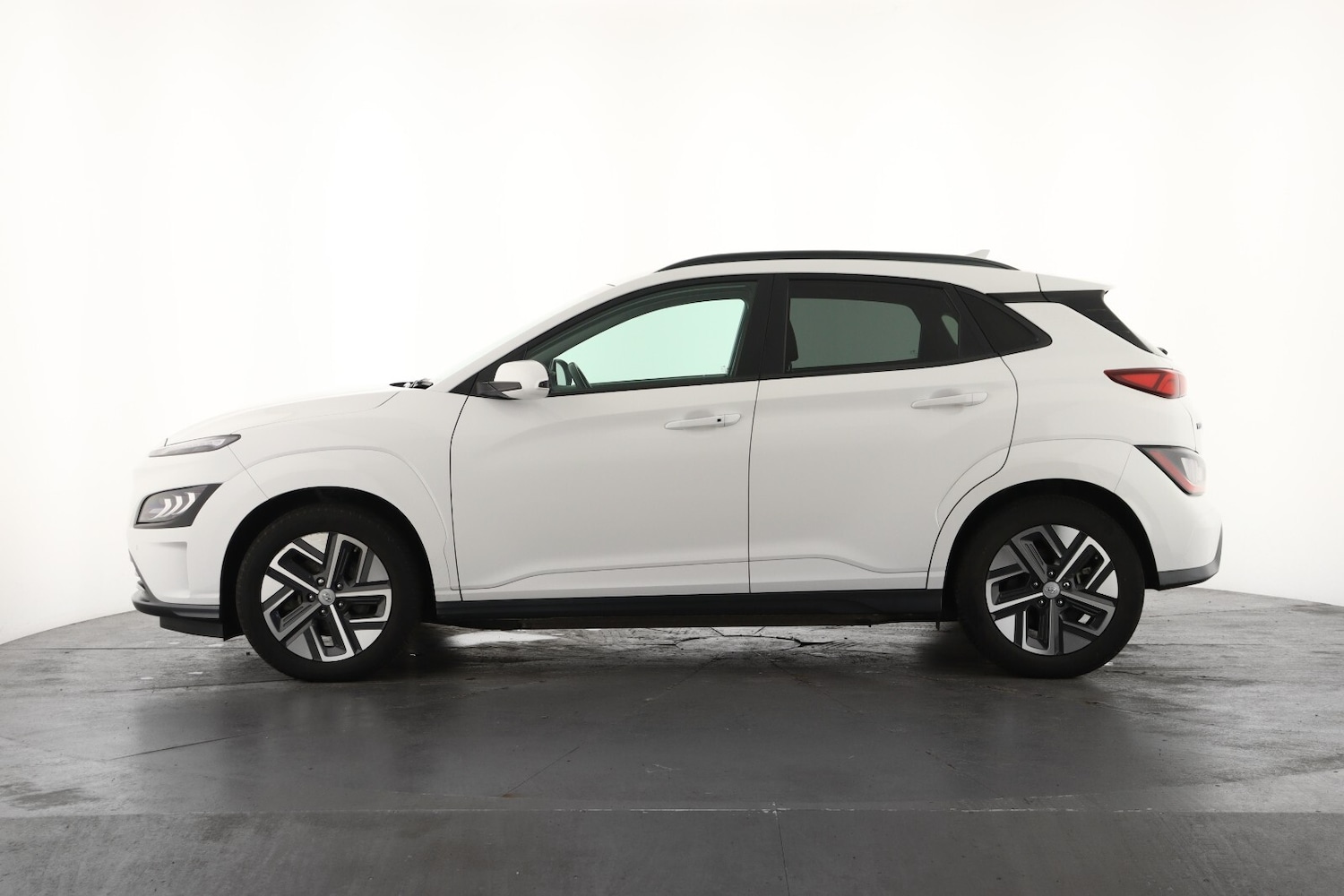 Used Hyundai KONA 2023 for sale - 77504248: Photo 8