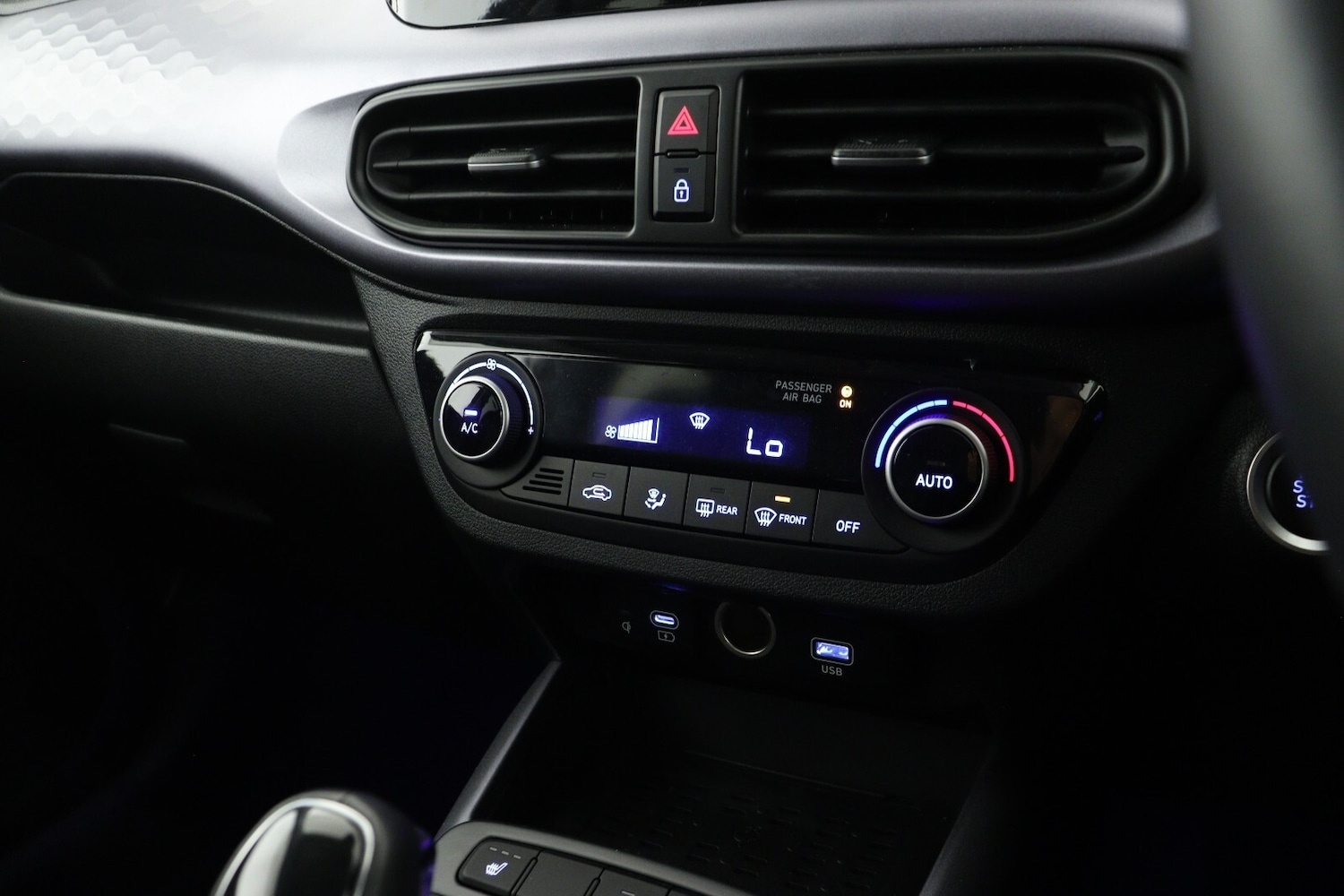 Used Hyundai i10 2024 for sale - 76567932: Photo 16