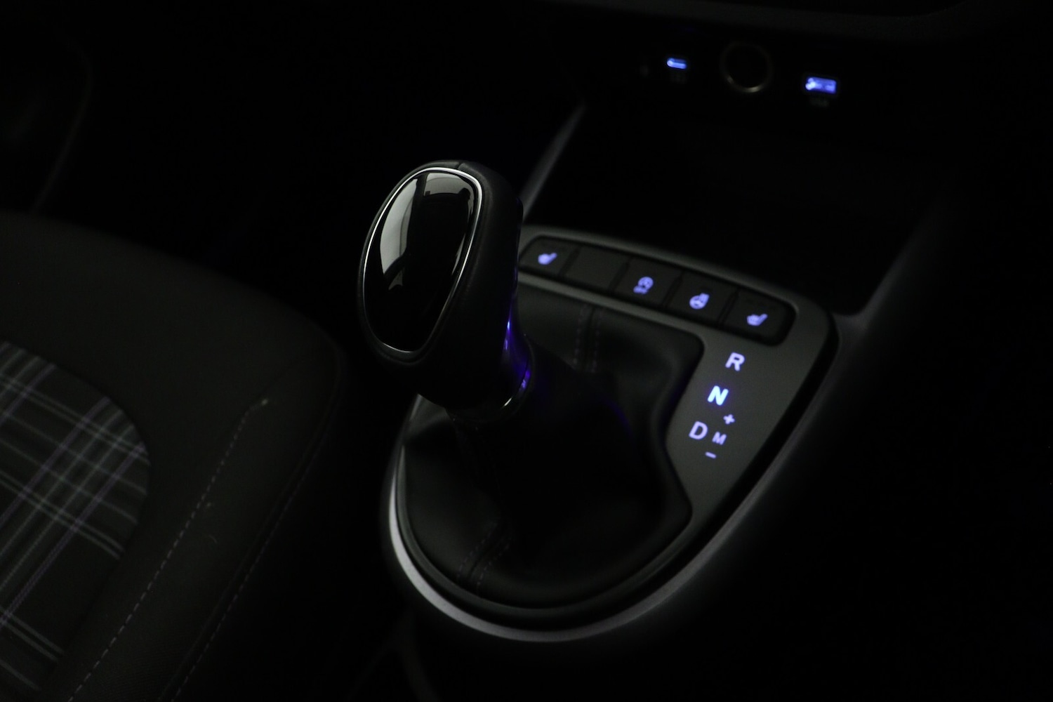 Used Hyundai i10 2024 for sale - 76870289: Photo 20