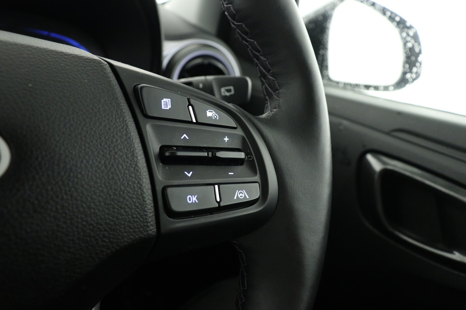 Used Hyundai i10 2024 for sale - 76870289: Photo 22