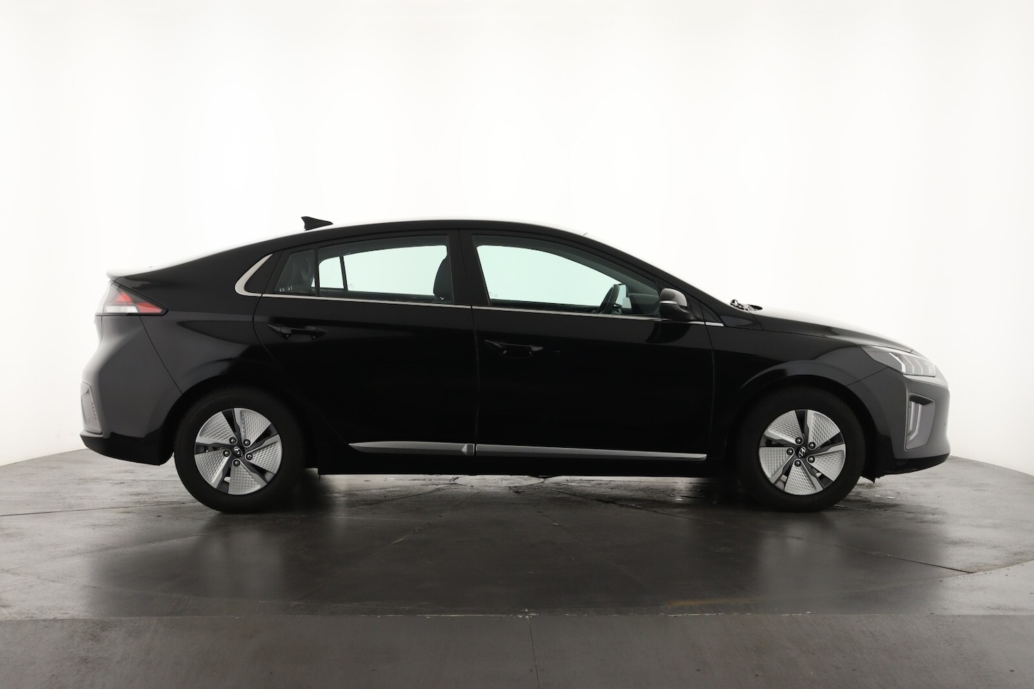 Used Hyundai IONIQ 2022 for sale - 76870942: Photo 5
