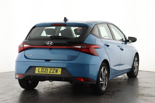 Used Hyundai i20 2021 for sale - 76217179: Photo 3