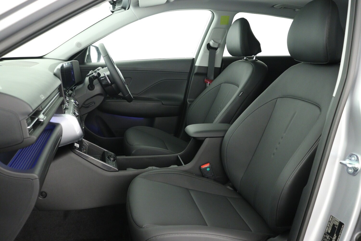 Used Hyundai KONA 2025 for sale - 76033917: Photo 12