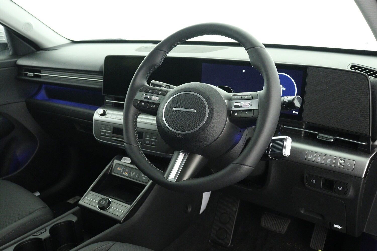 Used Hyundai KONA 2025 for sale - 76033917: Photo 15