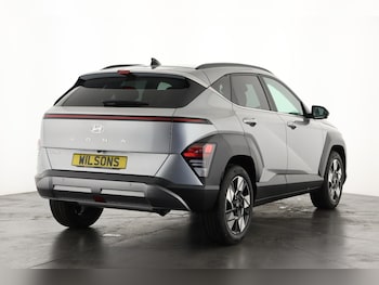 Used Hyundai KONA 2025 for sale - 76033917: Photo 3